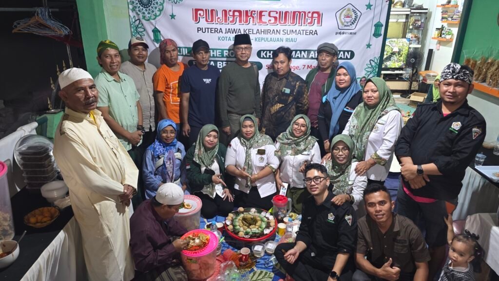 Bersama, tumbuh dalam persaudaraan.